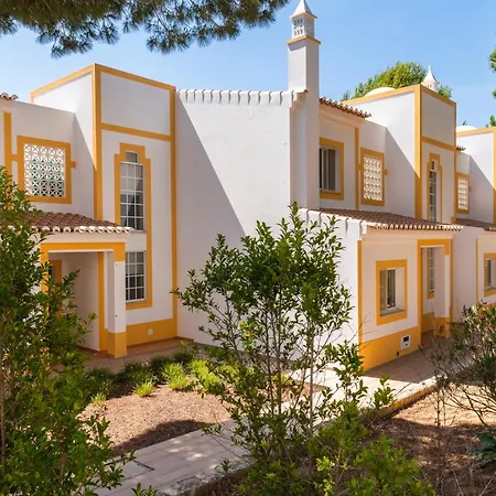 Resort Vale D'el Rei & 4*